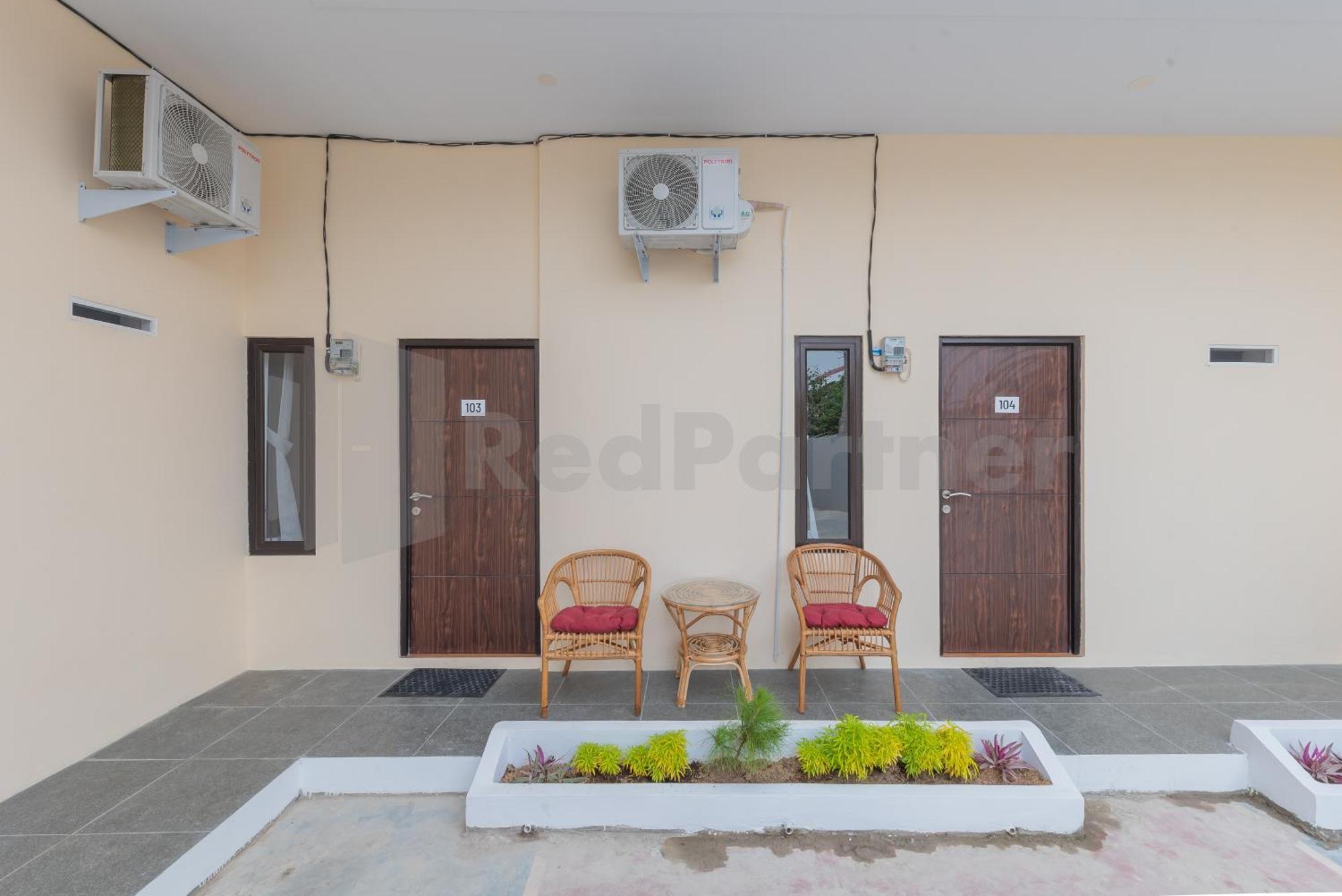 Rumah Panda Guesthouse Redpartner Tangkil  Exteriér fotografie